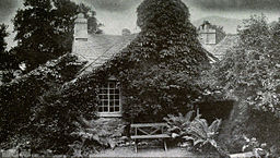 256px-Dove_Cottage_circa_1920.jpg